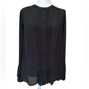 white house black market Black Pleat Cuff Long Sleeve Button Up Blouse Size 4